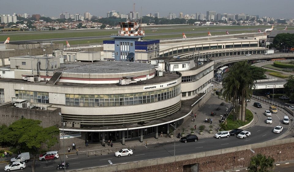 Aeroporto de Congonhas terá 33% de aumento nas vagas destinadas a carros de aplicativos